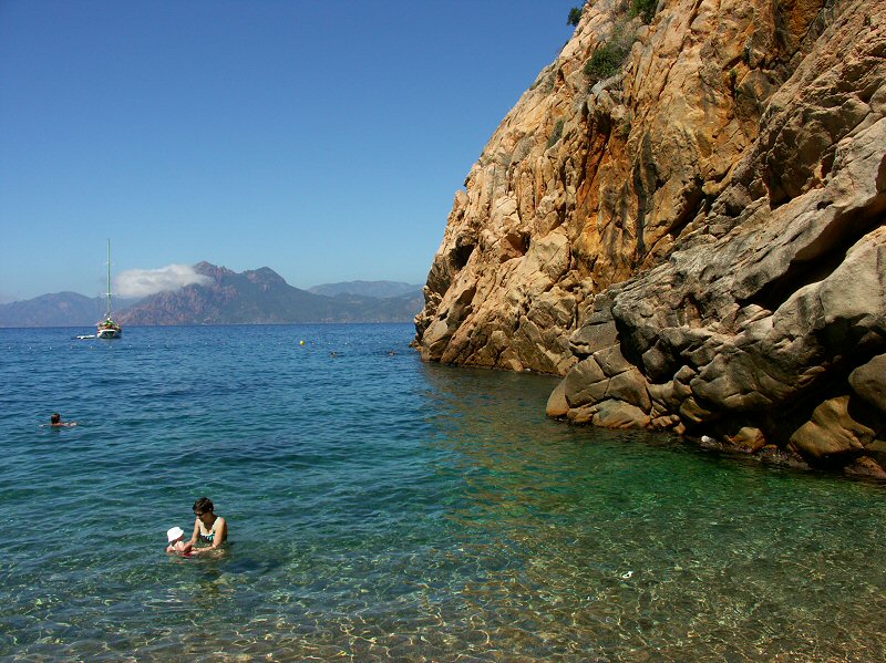 ahhh le bon bain dans la mer