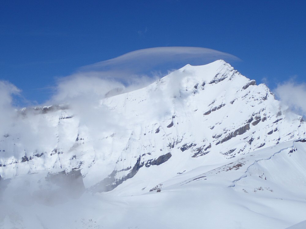 Face Sud du Balmhorn et son  chapeau