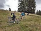 Descente dans les nichons herbeux