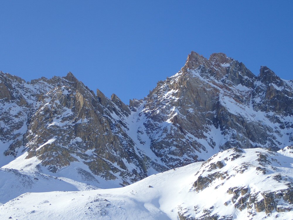 Pauvre couloir Nérot...meme sort que la dent Jaune :-(