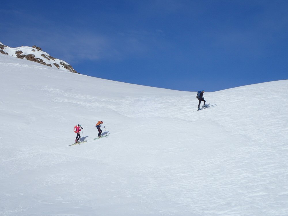 remontée au col du Vallonet