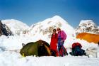 Charlotte et Jo devant le Denali