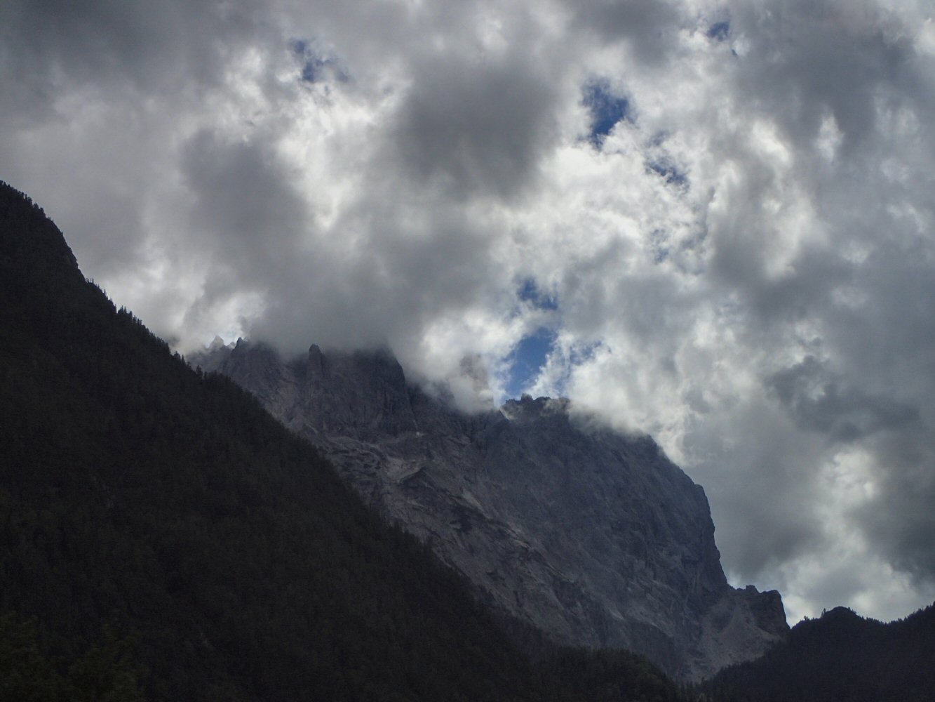 SCUOL KRK 0057 P7220045