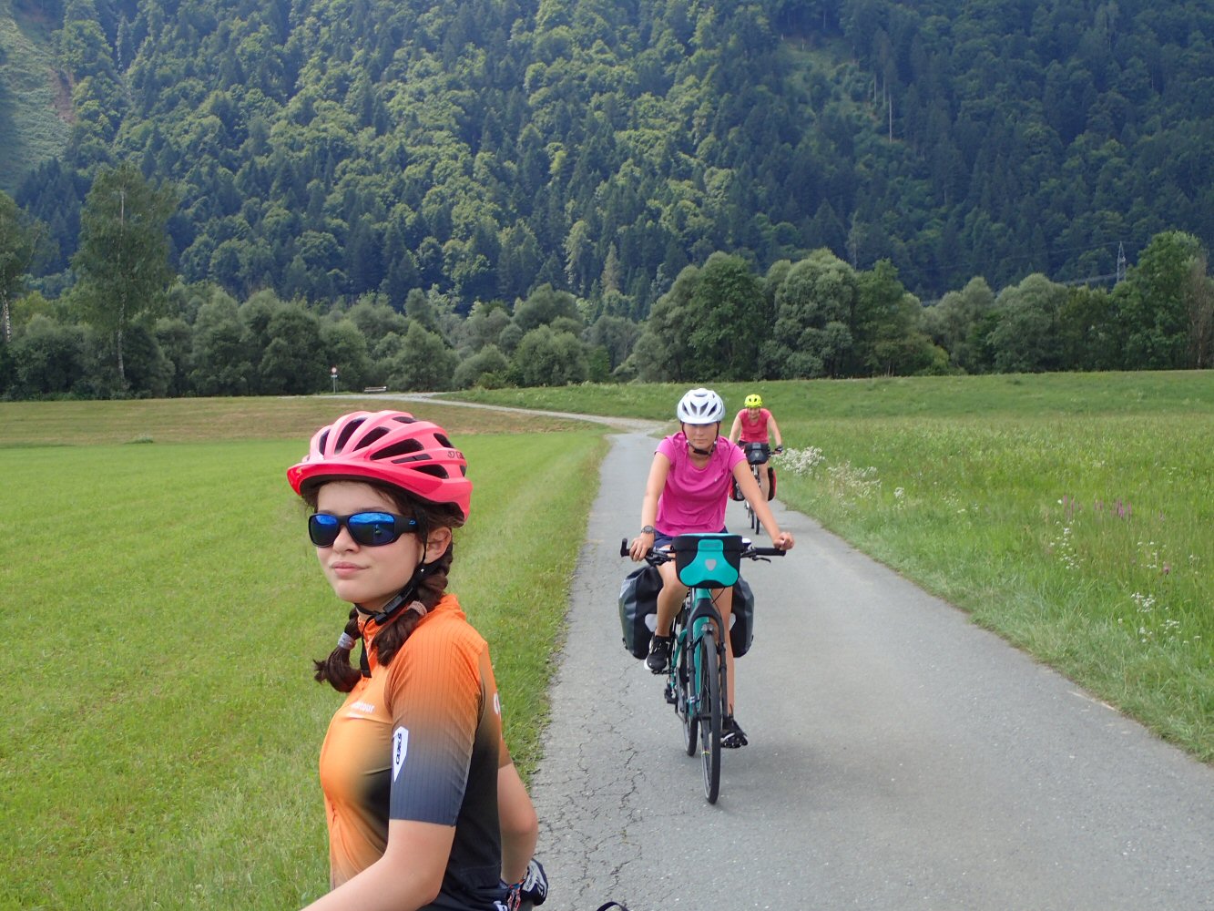 SCUOL KRK 0080 P7240055