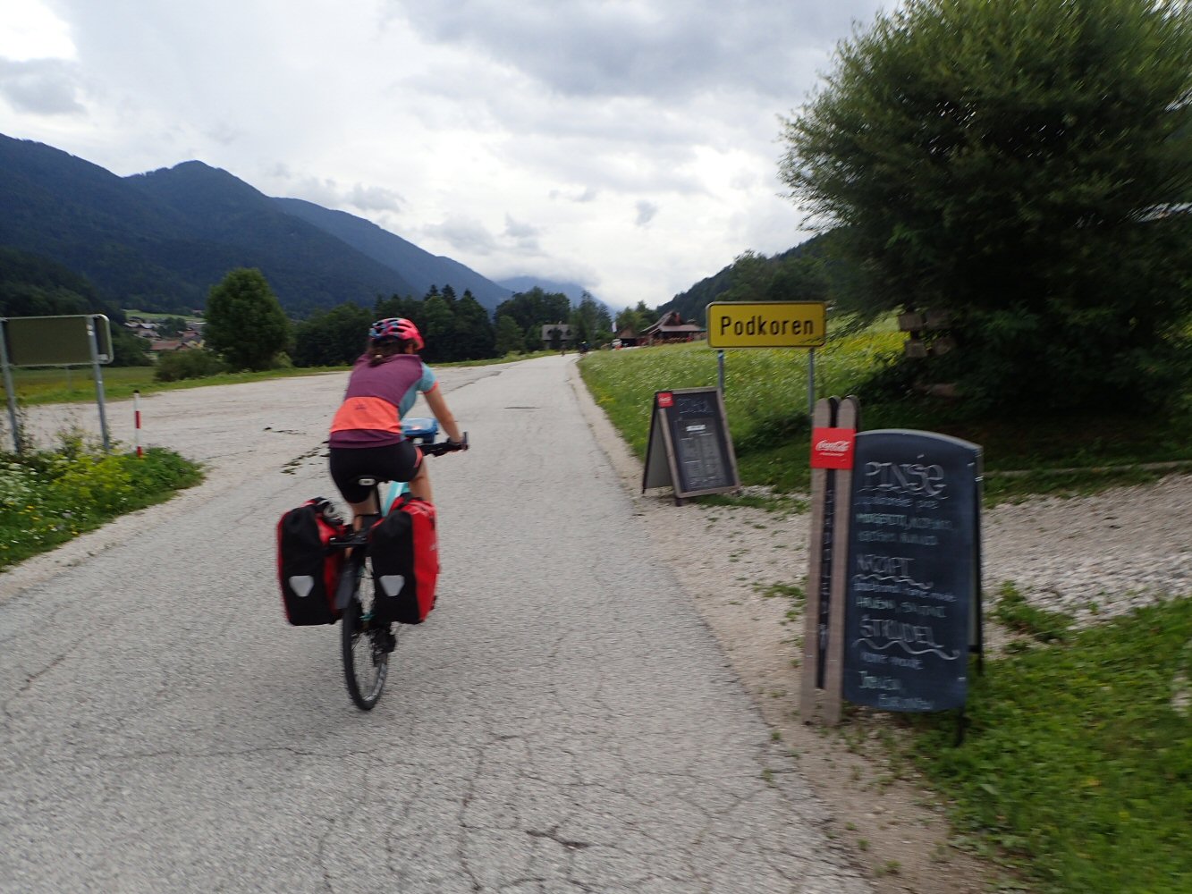 SCUOL KRK 0100 P7250073