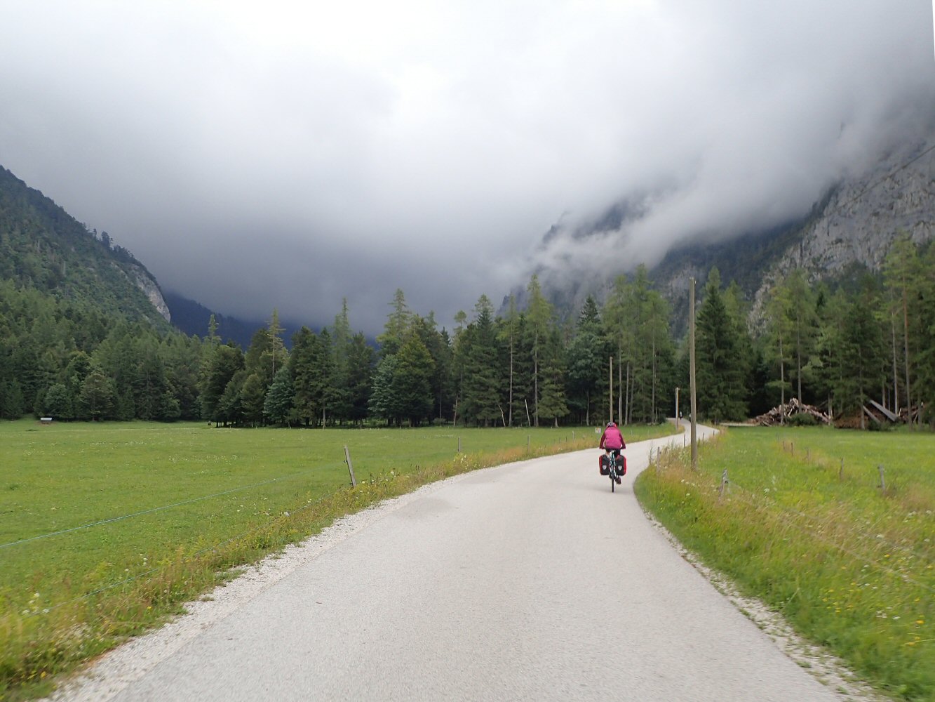 SCUOL KRK 0105 P7250077