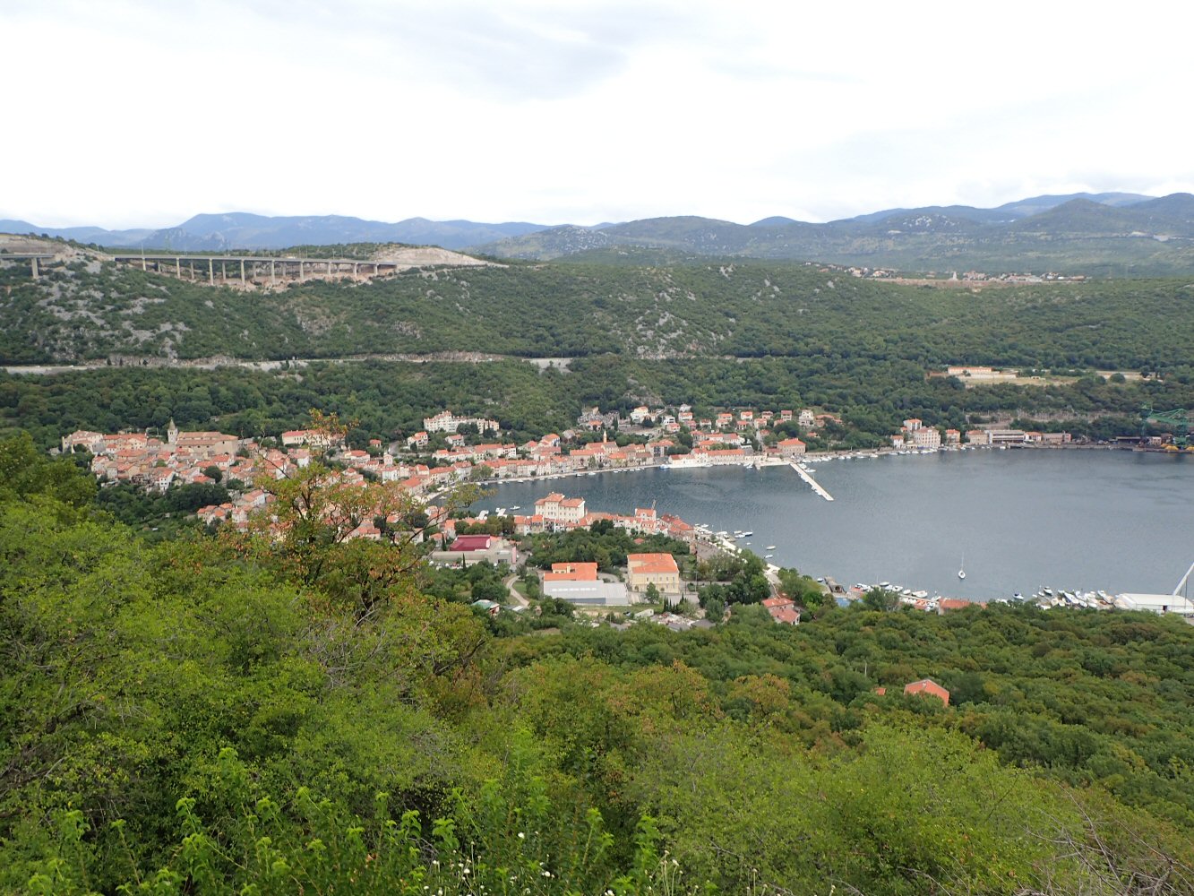 SCUOL KRK 0171 P7280113